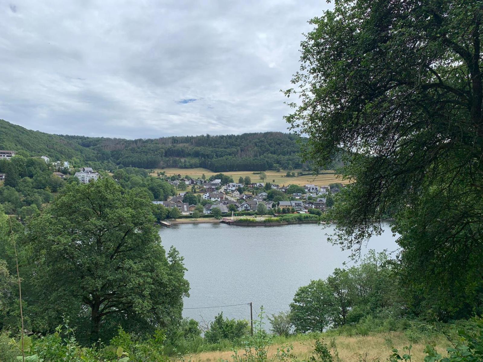 Ferienwohnung Am Rursee -Wohnung 2 ジンメラート 部屋 写真